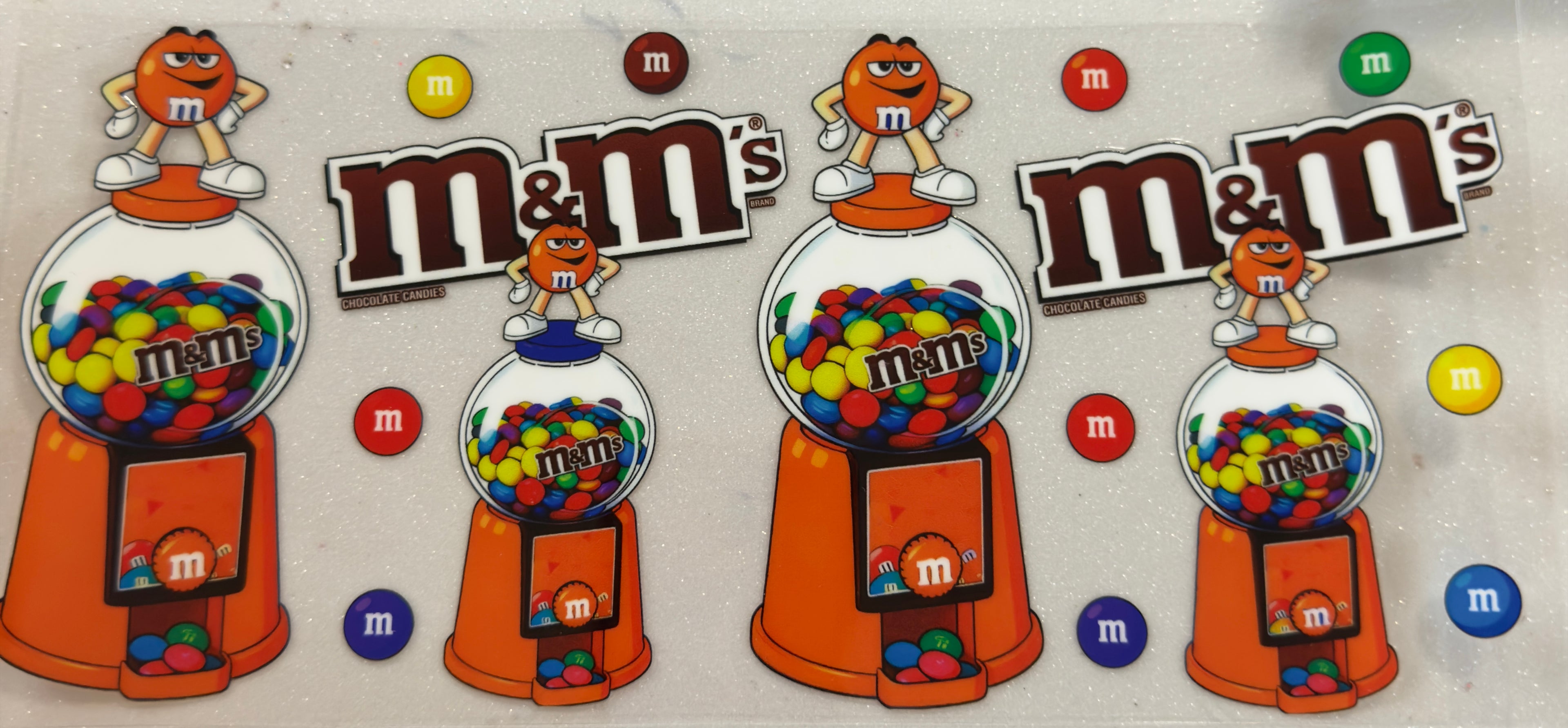 M&M