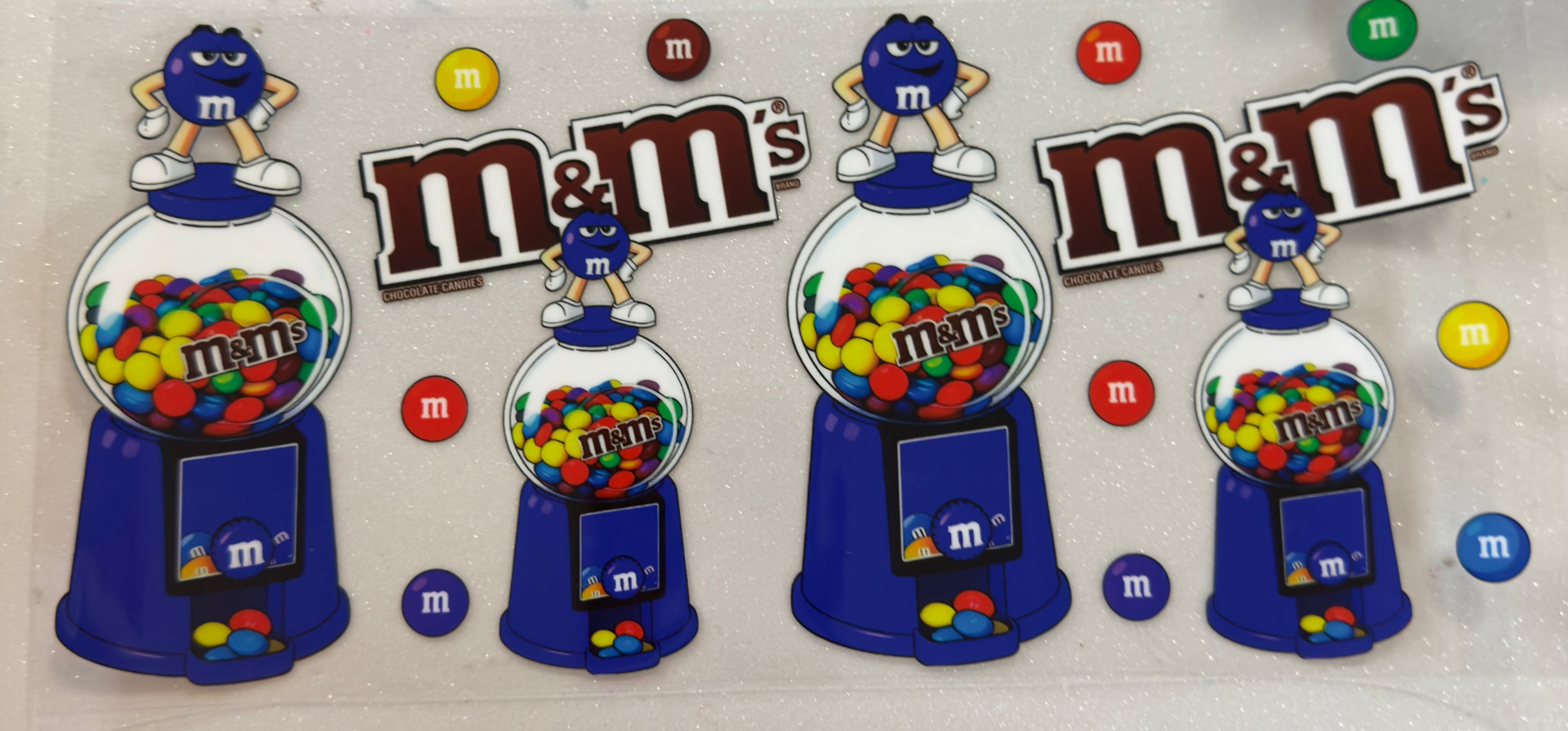 M&M
